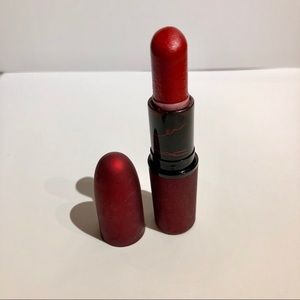 MAC Rihanna Viva Glam 1 Lipstick 💄